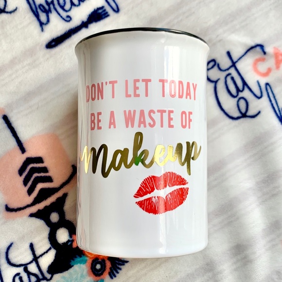 Other - 💋 Makeup Lipstick Lip Organizer Holder 💋